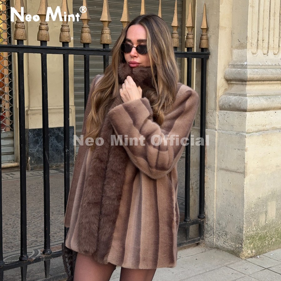 Streetwear Brand Accessories - Jaqueta Feminina de Pele Sintética de
